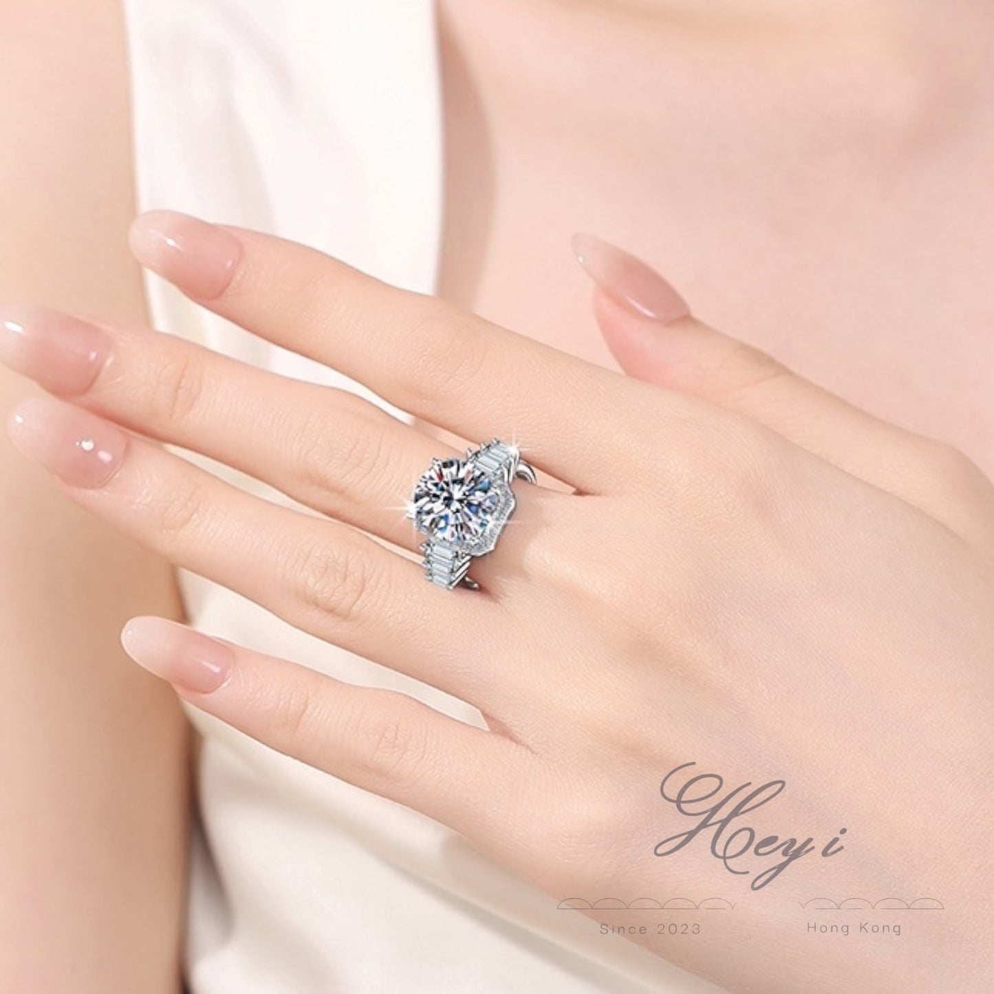 Moissanite Ring 5 Carat